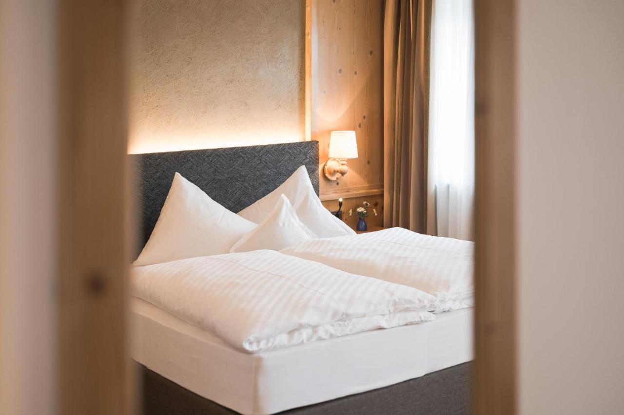 Hotel Alpenhof Tirolo Ngoại thất bức ảnh