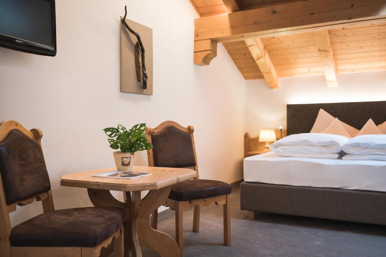 Hotel Alpenhof Tirolo Ngoại thất bức ảnh