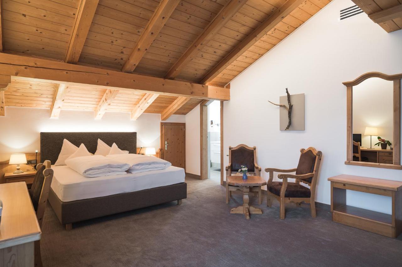 Hotel Alpenhof Tirolo Ngoại thất bức ảnh