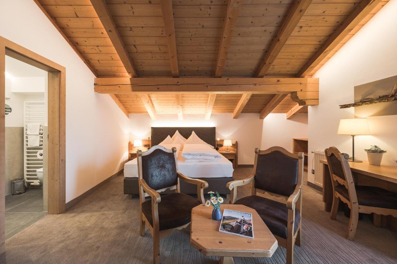 Hotel Alpenhof Tirolo Ngoại thất bức ảnh