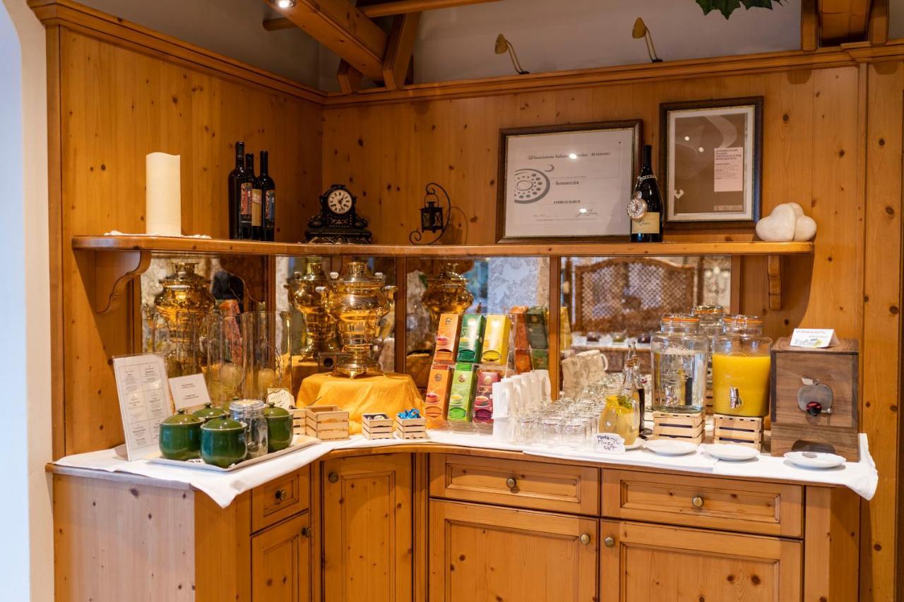 Hotel Alpenhof Tirolo Ngoại thất bức ảnh